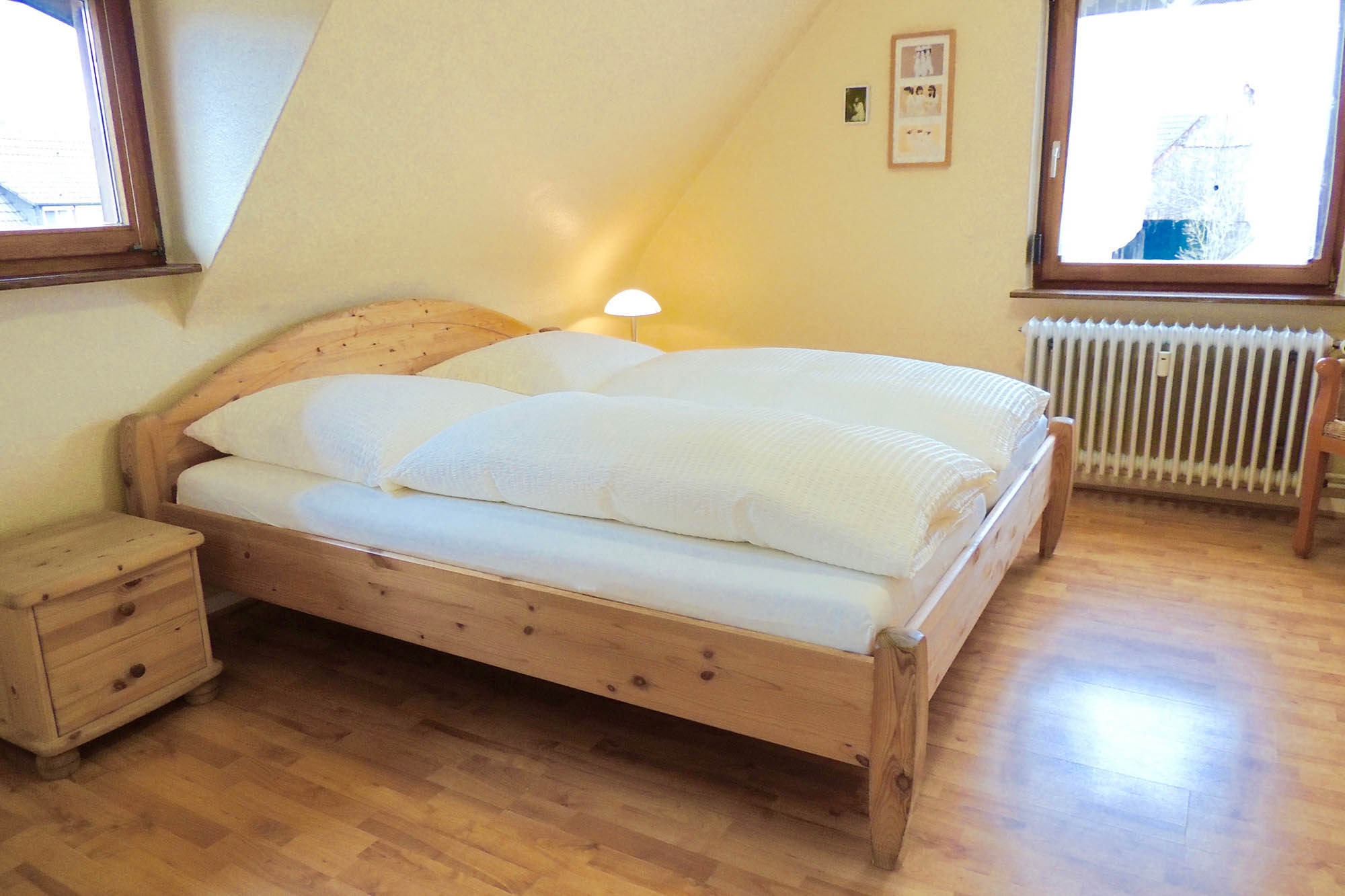 Schlafzimmer der Ferienwohnung Bitto beim Europapark Rust
